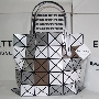 BILBAO RANDOM-White-Silver-Brown